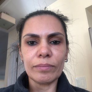 Meet your Posher, Ana